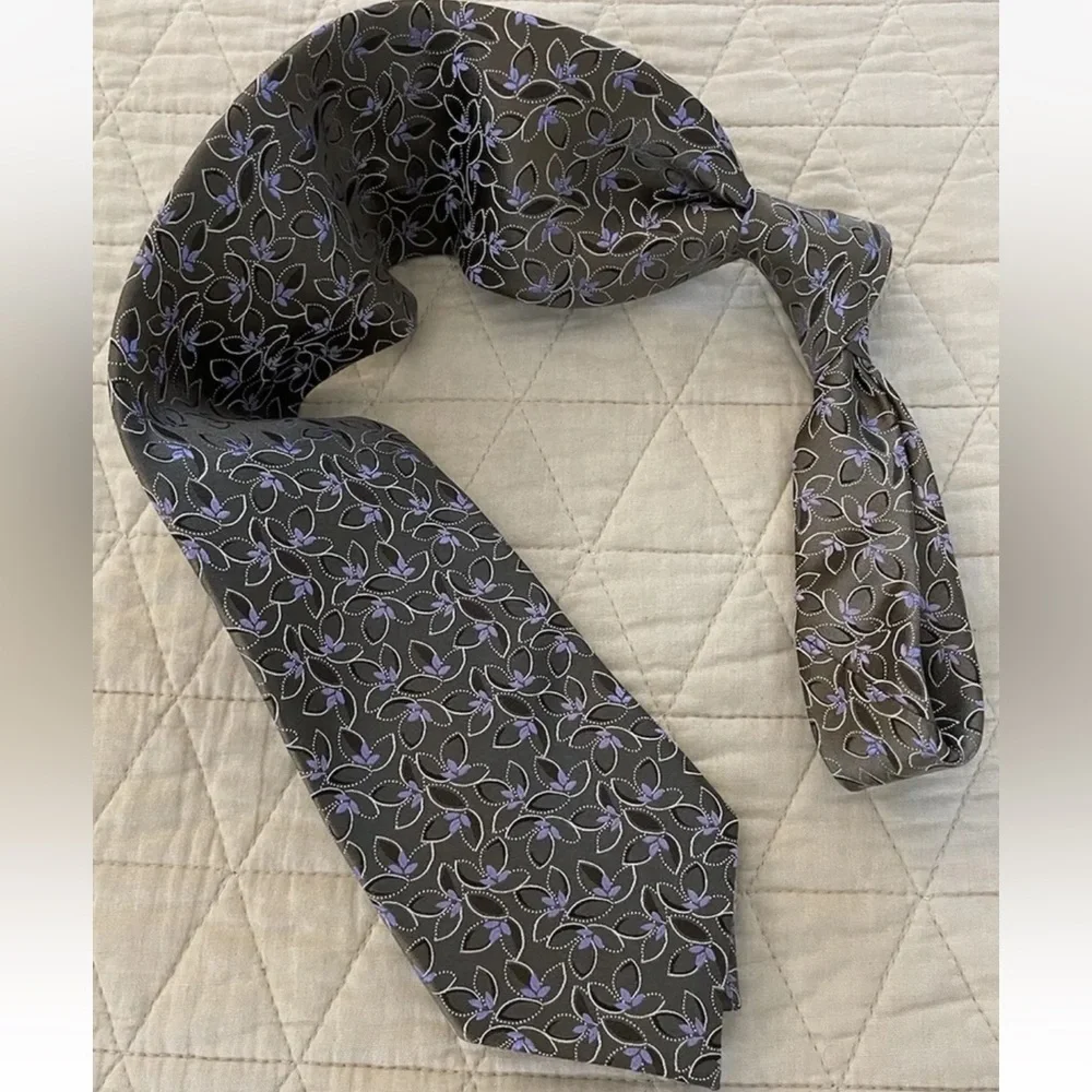 Ermenegildo Zegna Textured Floral Print Silk Power Tie in Taupe & Lavender $260